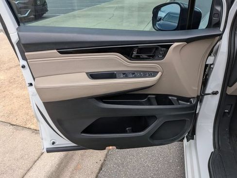 Certified 2021 Honda Odyssey Touring image 32