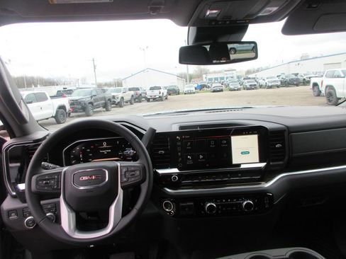 New 2026 GMC Sierra 1500 SLE w/ Max Trailering Package AWD/4WD image 14