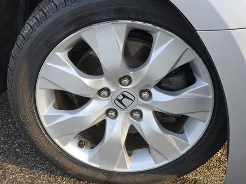 Used 2010 Honda Accord EX-L image 12