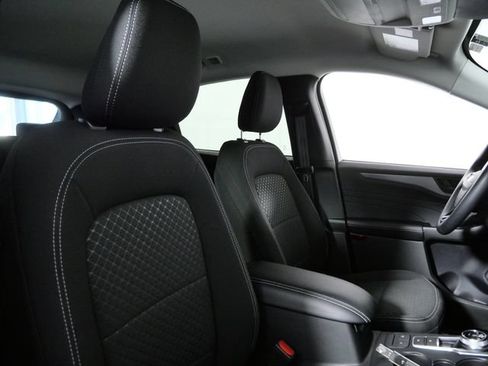 Certified 2023 Ford Escape Active AWD/4WD image 9