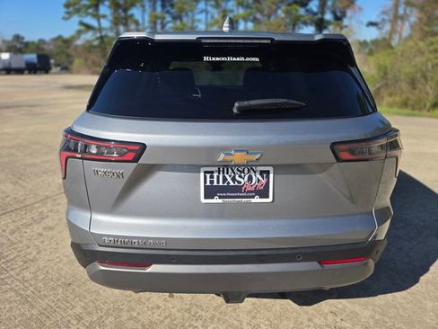 Used 2025 Chevrolet Equinox LT image 4