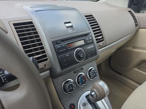 Used 2012 Nissan Sentra 2.0 FWD image 16
