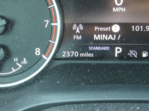 Used 2026 Nissan Rogue S FWD image 29