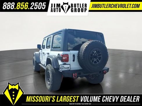 Used 2022 Jeep Wrangler Unlimited Rubicon w/ Xtreme Recon 35" Tire Package AWD/4WD image 2