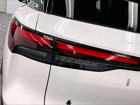 Used 2024 INFINITI QX60 Sensory AWD/4WD image 37