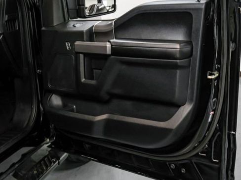 Used 2017 Ford F150 XLT w/ Equipment Group 302A Luxury AWD/4WD image 44