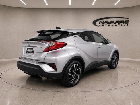 Used 2020 Toyota C-HR Limited FWD image 7