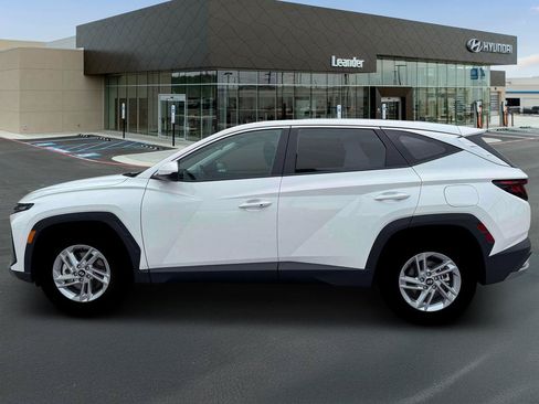 New 2026 Hyundai Tucson SE FWD image 3