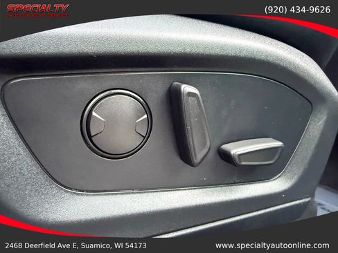 Used 2020 Ford Explorer XLT w/ Equipment Group 202A image 33