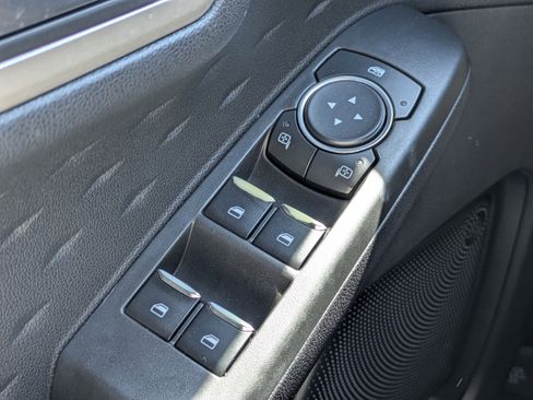 Used 2020 Ford Escape SEL image 27