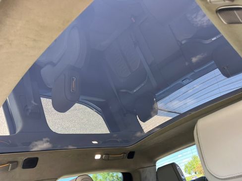 Used 2022 Rivian R1T Launch Edition AWD/4WD image 11