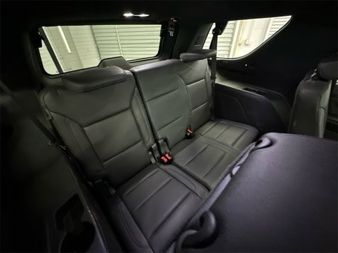 Used 2022 Chevrolet Tahoe LT w/ LT Signature Plus Package image 18