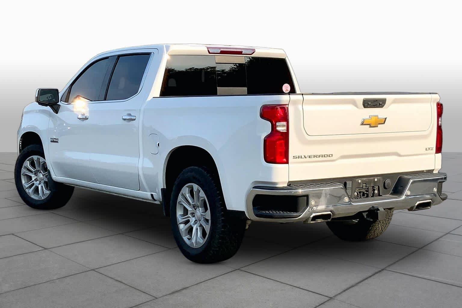 Used 2022 Chevrolet Silverado 1500 LTZ AWD/4WD image 12