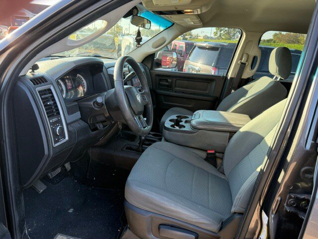 Used 2017 RAM 2500 Tradesman w/ Chrome Appearance Group AWD/4WD image 5