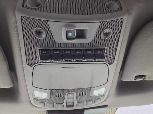 Used 2020 Ford F350 Lariat image 17