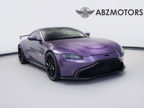 Used 2019 Aston Martin V8 Vantage Coupe RWD image 1