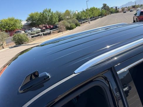 Used 2024 GMC Yukon SLE RWD image 20