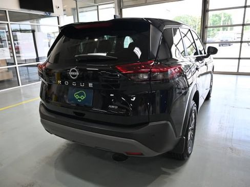 Used 2023 Nissan Rogue S AWD/4WD image 5