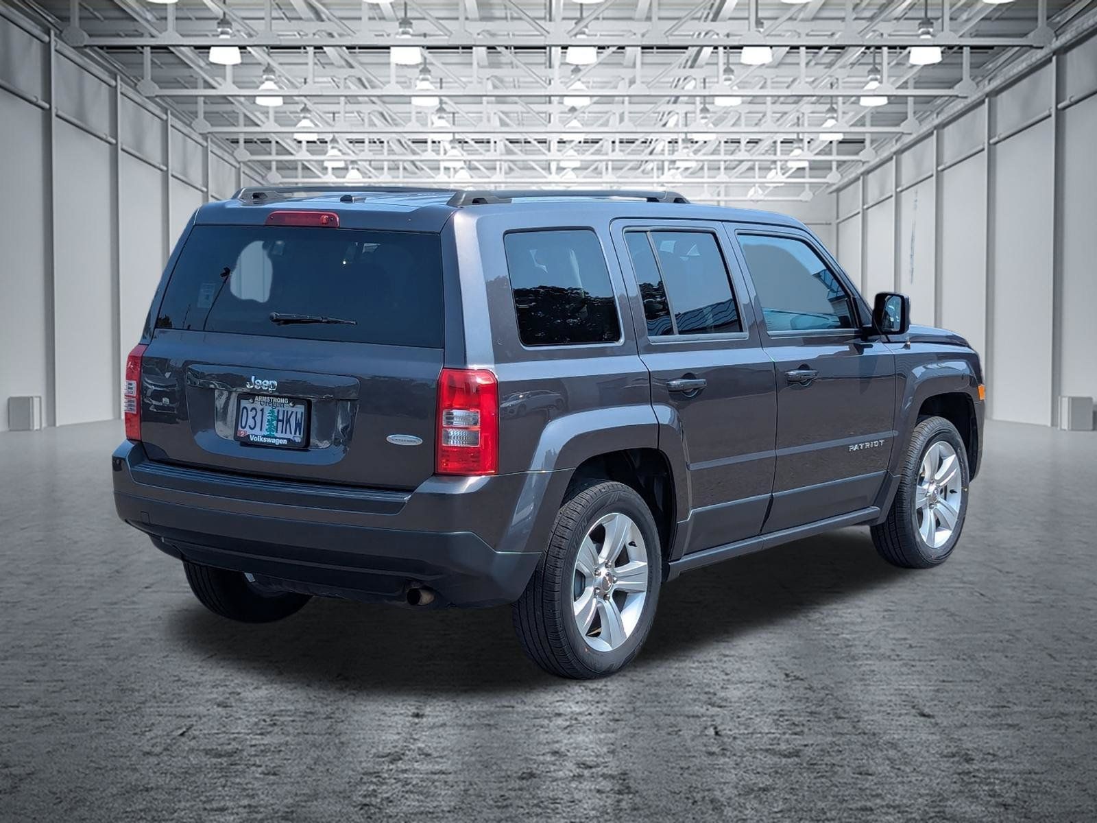 Used 2014 Jeep Patriot Latitude FWD image 5