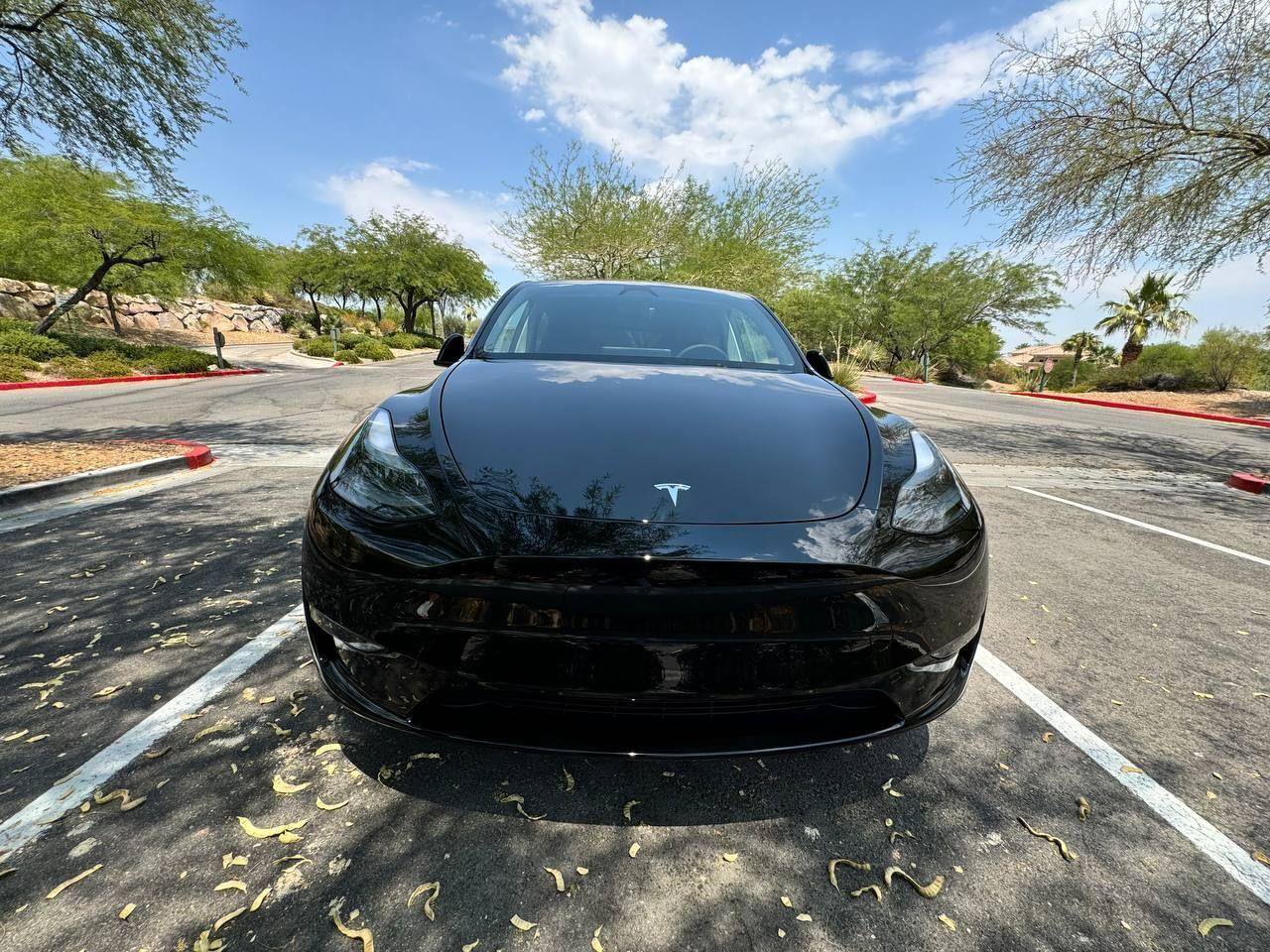 Used 2024 Tesla Model Y Performance AWD/4WD image 3