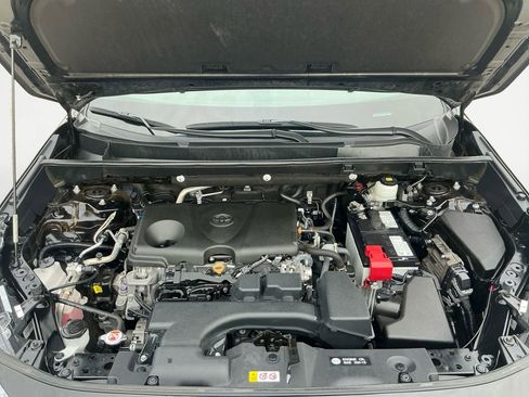 Used 2023 Toyota RAV4 XLE image 18