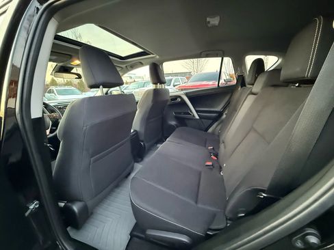 Used 2017 Toyota RAV4 XLE image 13