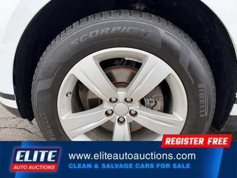 Used 2019 Land Rover Range Rover Velar S image 19