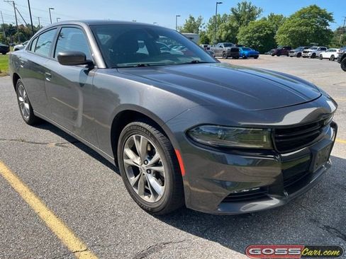Used 2022 Dodge Charger SXT w/ Cold Weather Package AWD/4WD image 2