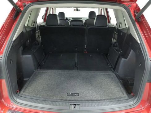 Used 2023 Volkswagen Atlas SE w/ Black Wheel Package image 38