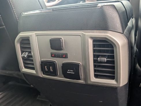 Used 2018 Ford F150 Lariat w/ Equipment Group 502A Luxury AWD/4WD image 19