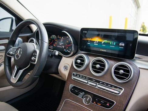 Certified 2021 Mercedes-Benz C 300 Sedan image 23