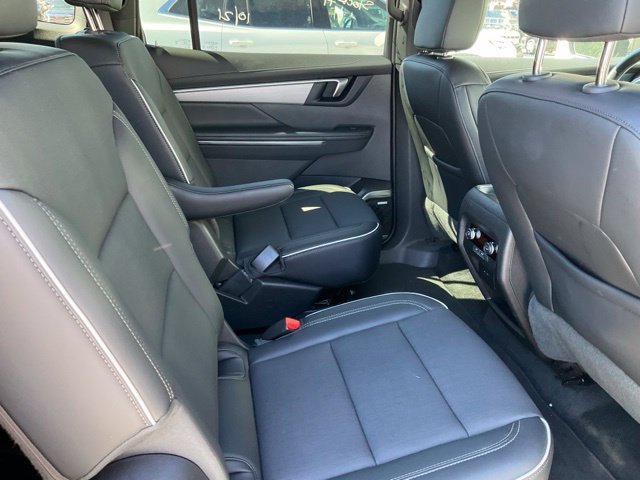 Used 2026 Buick Enclave Preferred FWD image 7