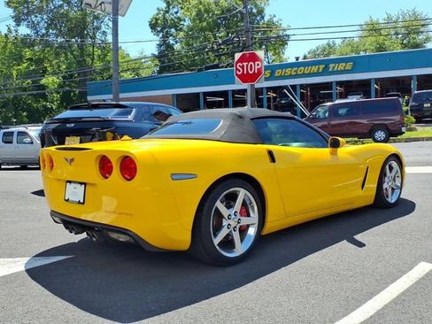 Used 2005 Chevrolet Corvette Convertible w/ Preferred Equipment Group RWD image 6
