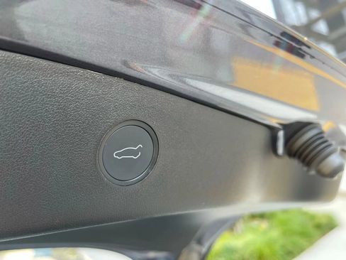 Used 2023 Tesla Model 3 Standard Range image 29