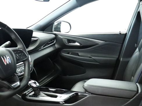 Used 2024 Buick Envista Sport Touring w/ Convenience I Package FWD image 30