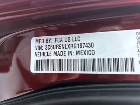 Used 2024 RAM 2500 Laramie w/ Sport Appearance Package image 25