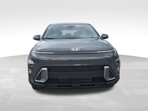 New 2026 Hyundai Kona SE AWD/4WD image 8
