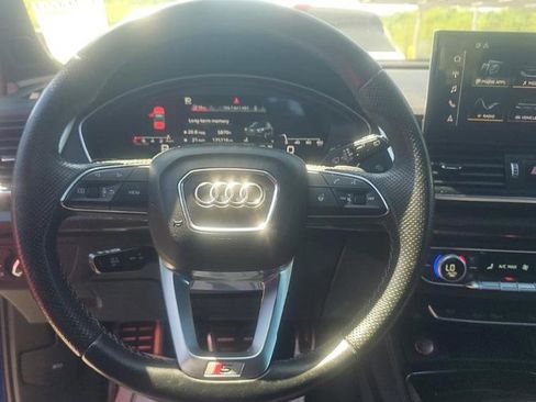 Used 2022 Audi SQ5 Premium Plus w/ Premium Plus Package AWD/4WD image 9