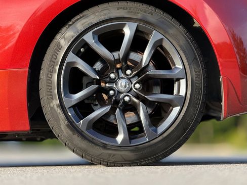 Used 2016 Nissan 370Z Coupe RWD image 19
