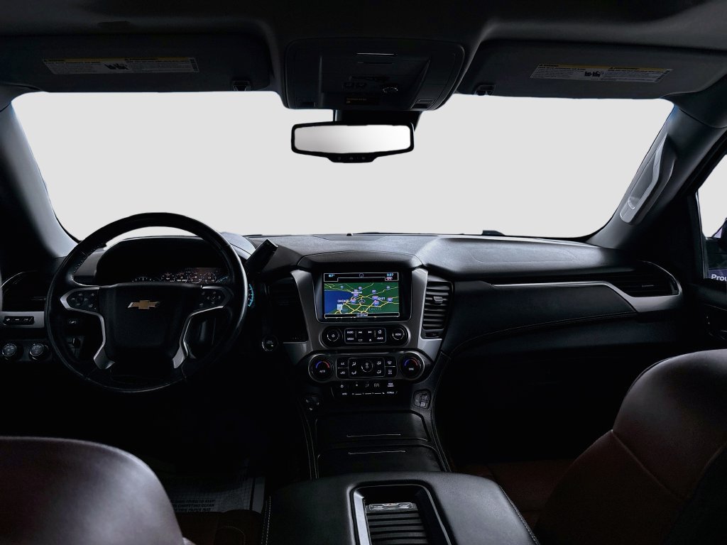 Used 2019 Chevrolet Suburban Premier w/ Premier Plus Edition AWD/4WD image 35