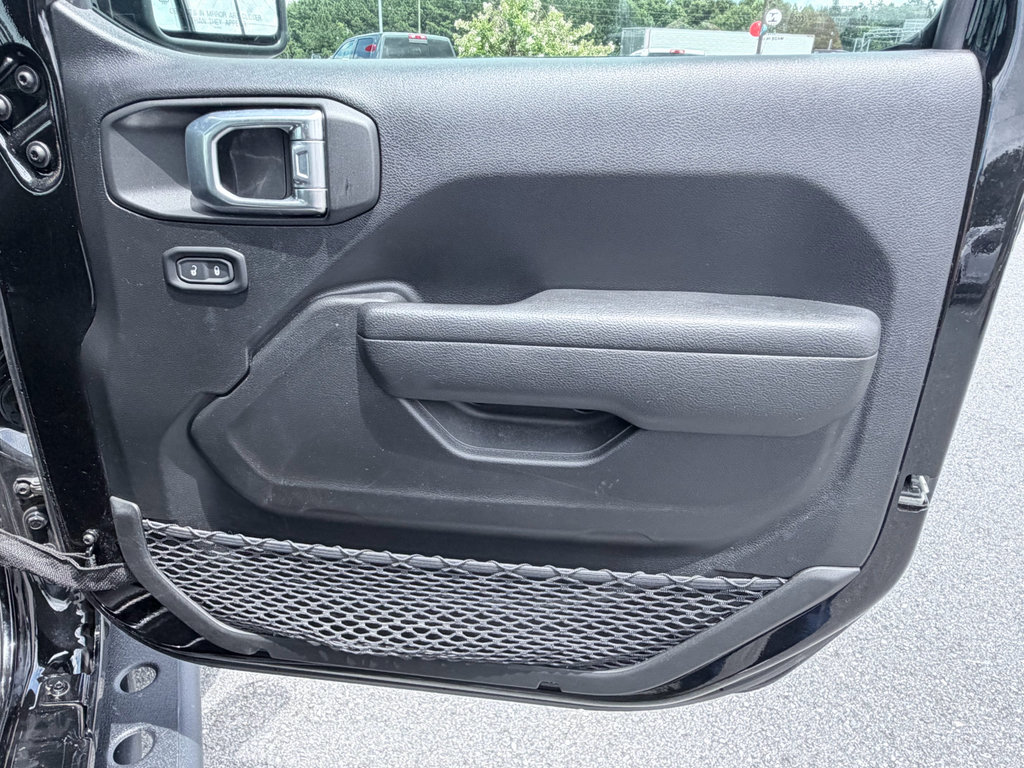 Used 2023 Jeep Wrangler Sport AWD/4WD image 27