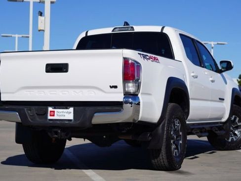Used 2023 Toyota Tacoma TRD Off-Road image 6