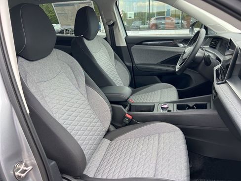 New 2025 Volkswagen Tiguan S image 23