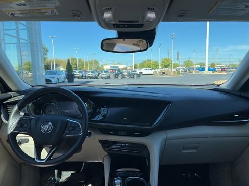 Used 2023 Buick Envision Preferred image 10