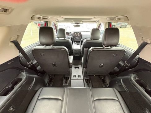 Used 2024 Nissan Pathfinder SL w/ SL Premium Package image 15
