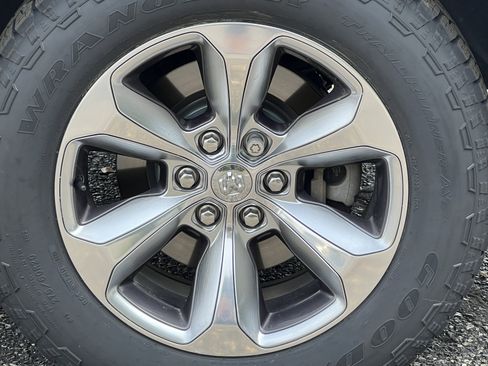 Used 2021 RAM 1500 Limited w/ Bed Utility Group AWD/4WD image 7