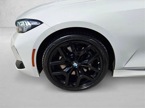 Used 2026 BMW 330i Sedan w/ M Sport Package RWD image 23