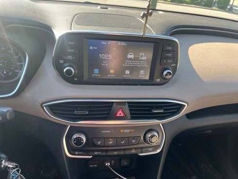 Used 2019 Hyundai Santa Fe SE FWD image 8