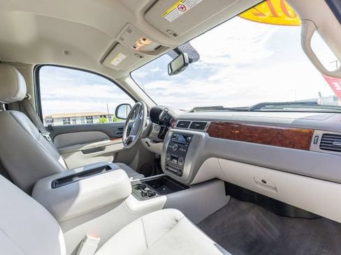 Used 2012 GMC Sierra 2500 SLT w/ SLT Convenience Package AWD/4WD image 17