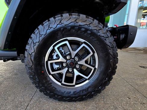 New 2025 Jeep Wrangler Unlimited Rubicon w/ Steel Bumper Group image 26